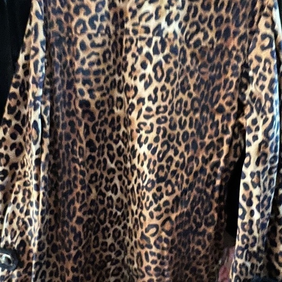 Reversible leopard print/black. Length to knee - Picture 3 of 6
